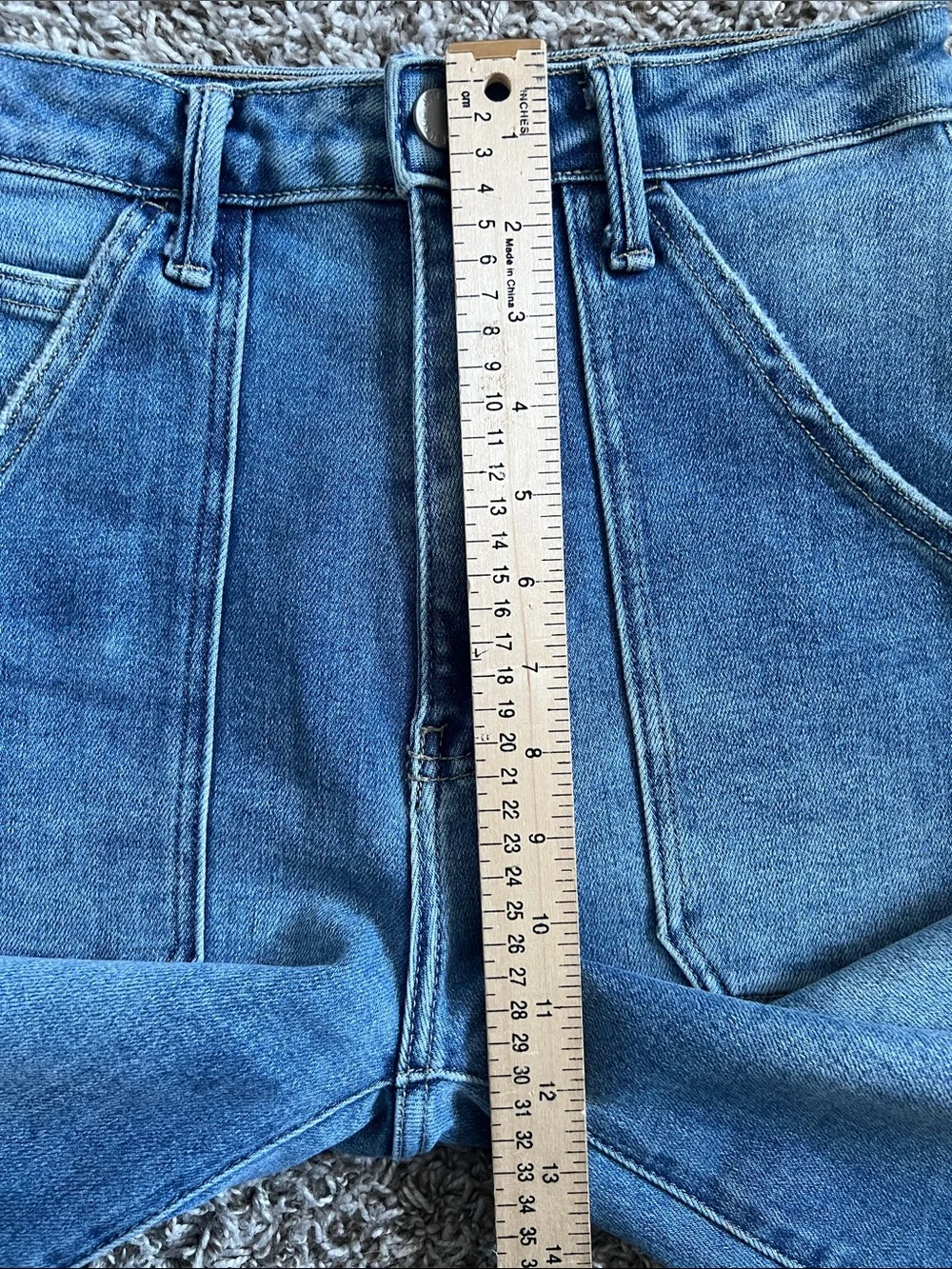 Like New! JUST DENIM The Patch Pocket Wide Leg Medium Blue Size 25